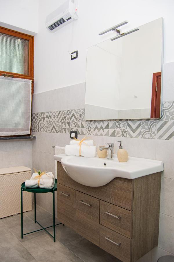 Il Giusto Bedandbreakfast Bed & Breakfast Lecce Bagian luar foto